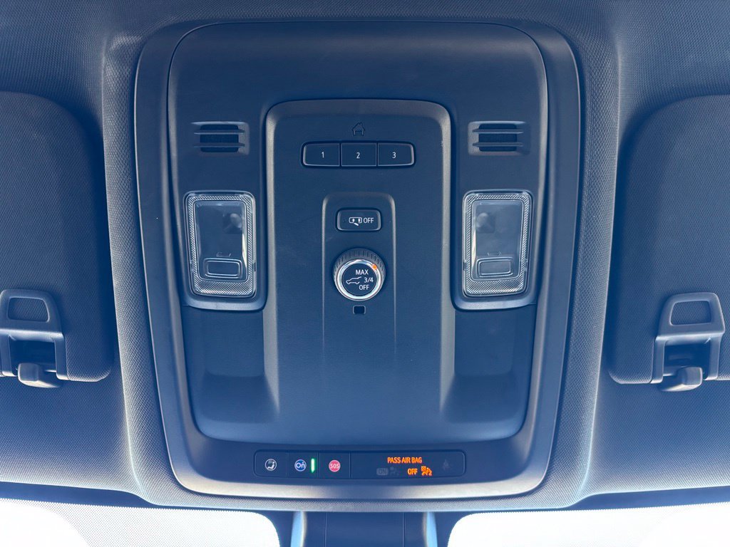 Used 2021 Chevrolet Suburban Z71 AWD/4WD image 35