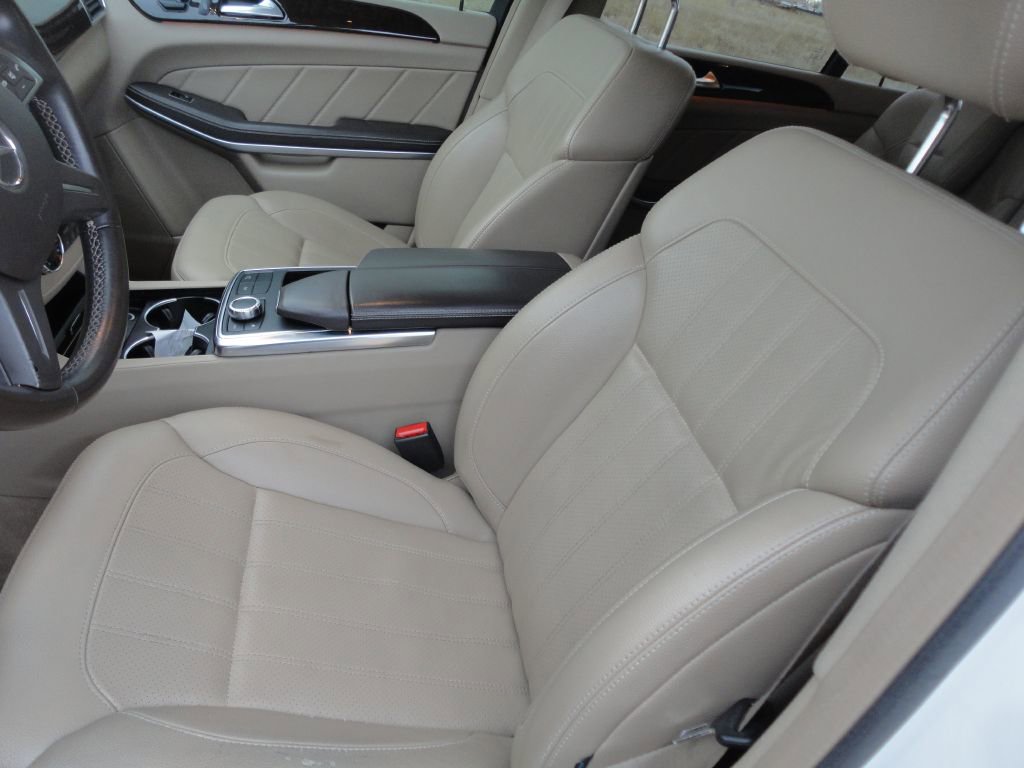 Used 2013 Mercedes-Benz GL 450 4MATIC image 7
