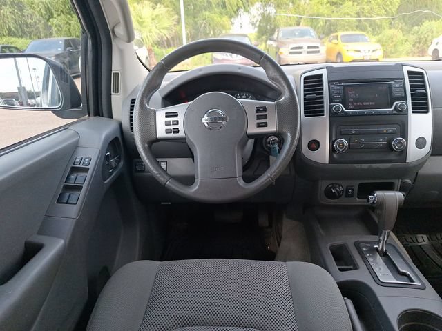 Used 2016 Nissan Frontier SV AWD/4WD image 10