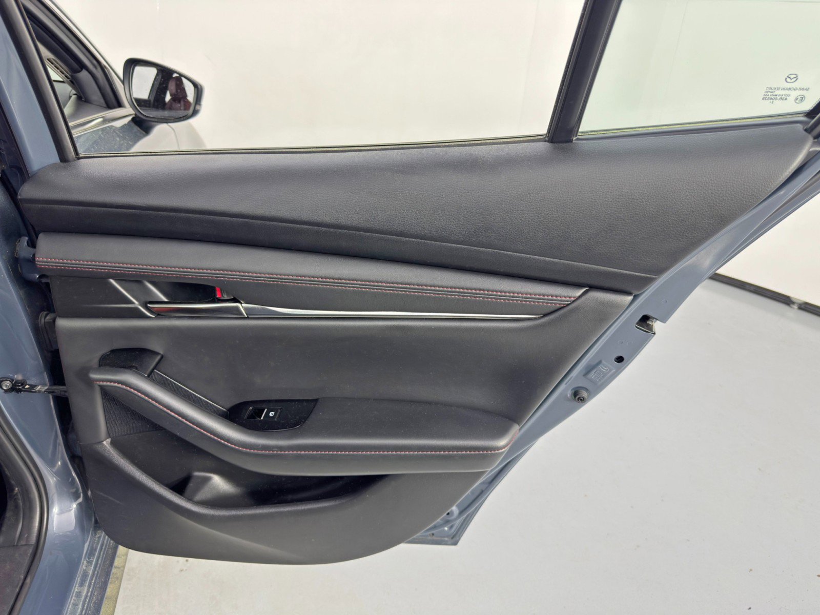 Used 2023 MAZDA MAZDA3 s image 42