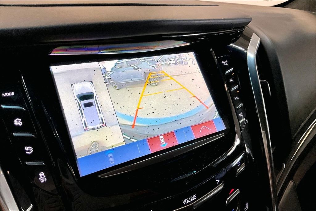 Used 2017 Cadillac Escalade Platinum AWD/4WD image 16