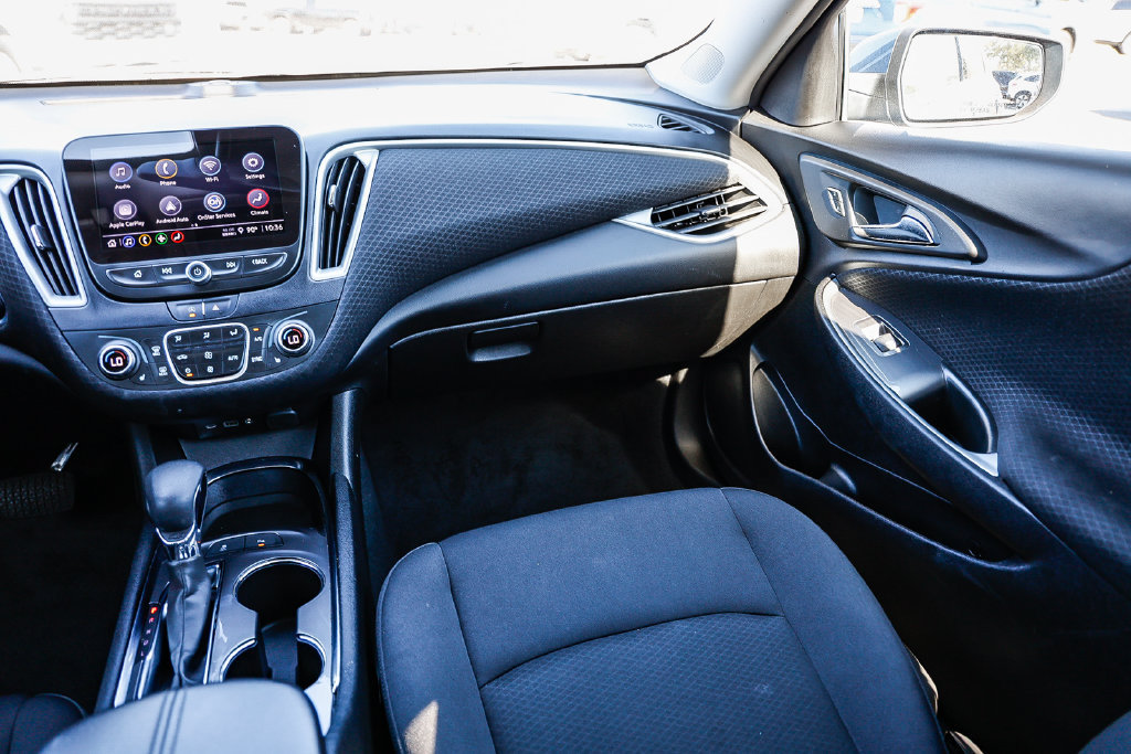 Used 2025 Chevrolet Malibu LT FWD image 28