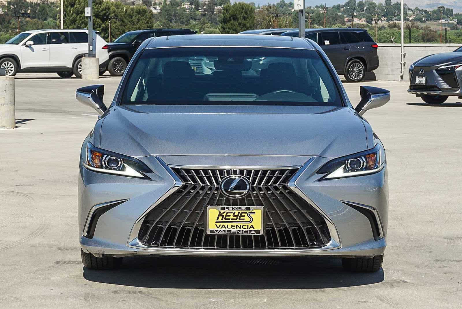 Used 2025 Lexus ES 350 FWD image 6