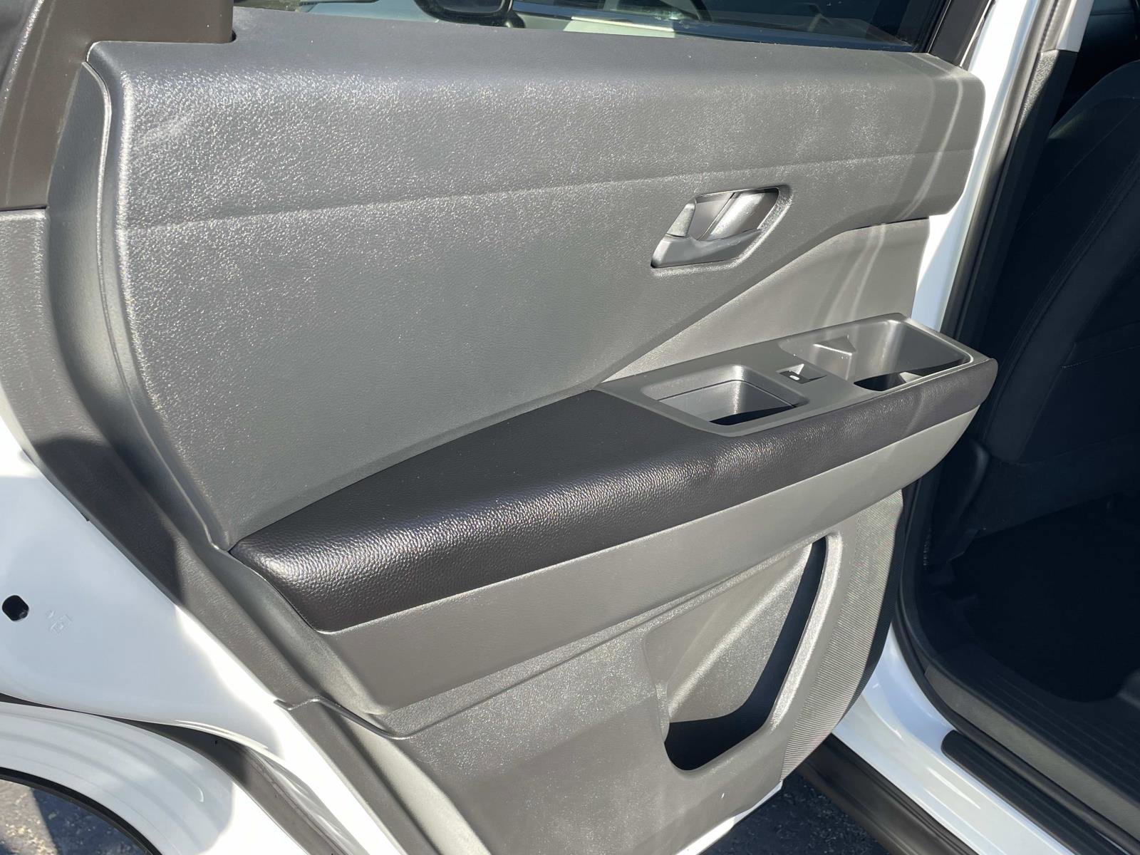 Used 2024 Nissan Pathfinder SV image 20