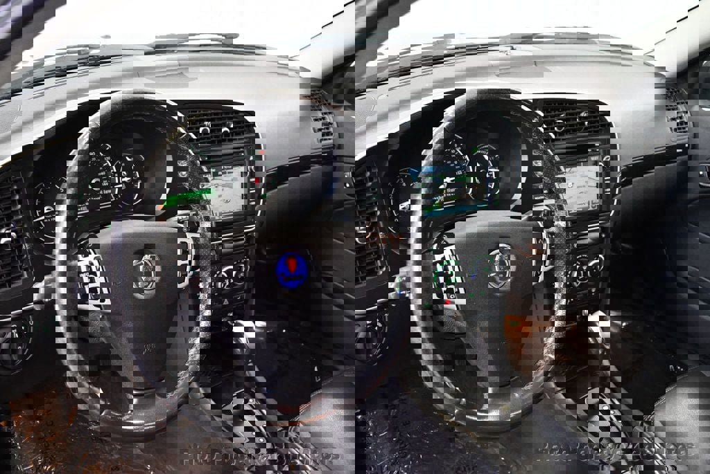 Used 2009 Saab 9-3 Aero image 7