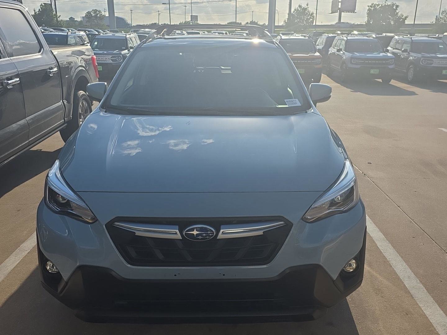 Used 2022 Subaru Crosstrek 2.5i Limited w/ Moonroof Package 2 image 4