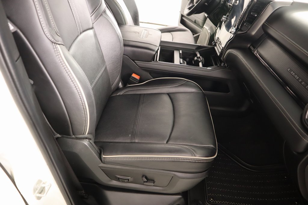 Used 2024 RAM 3500 Limited image 13