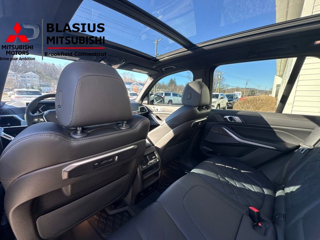 Used 2024 BMW X5 xDrive40i w/ Premium Package image 21