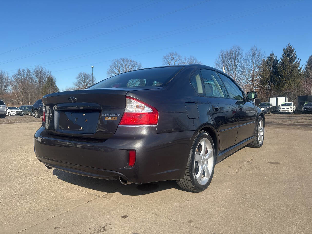 Used 2009 Subaru Legacy 2.5i Special Edition AWD/4WD image 2
