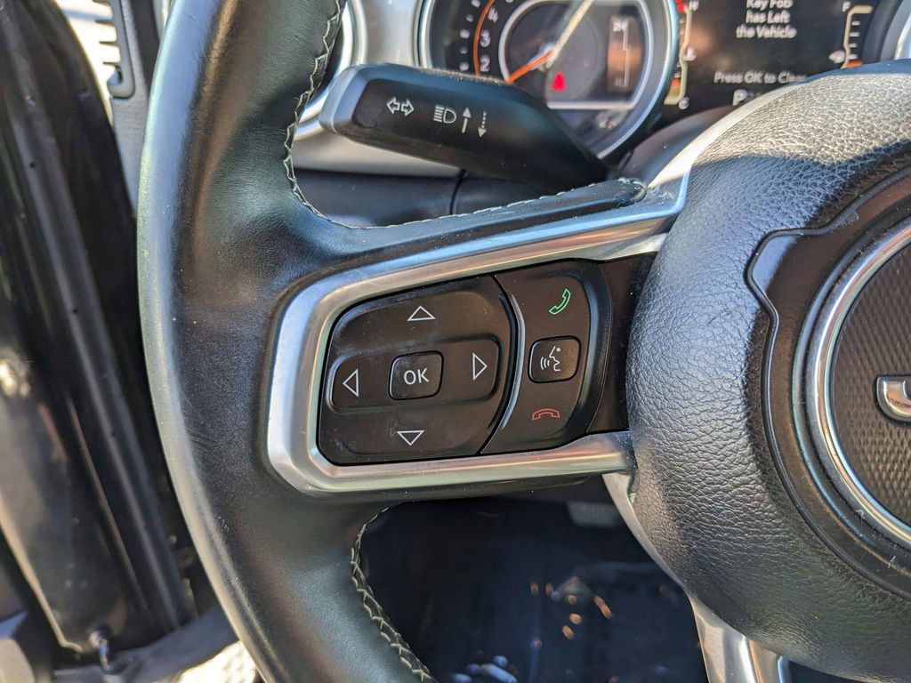 Used 2018 Jeep Wrangler Unlimited Sahara image 28