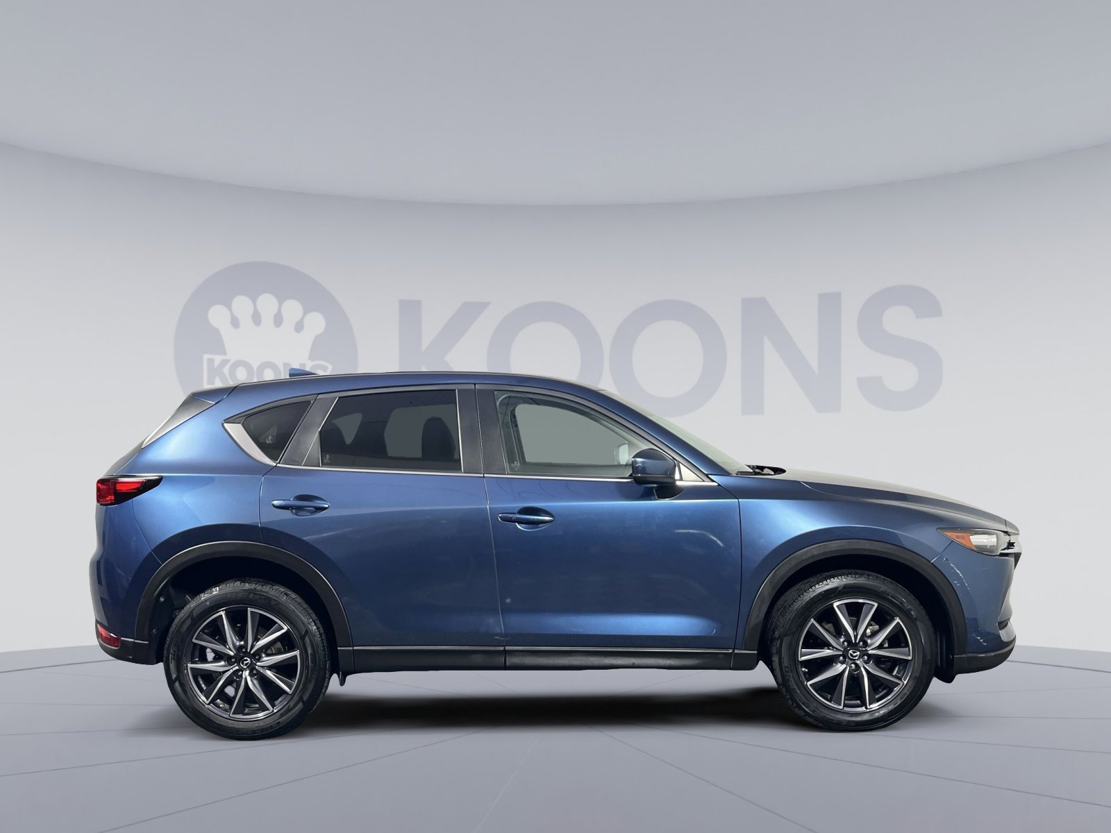 Used 2018 MAZDA CX-5 Touring image 8