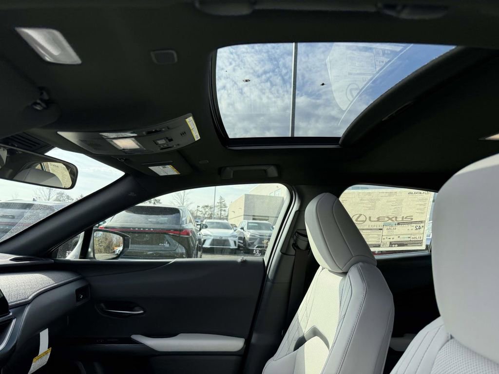 New 2025 Lexus UX 300h AWD image 15
