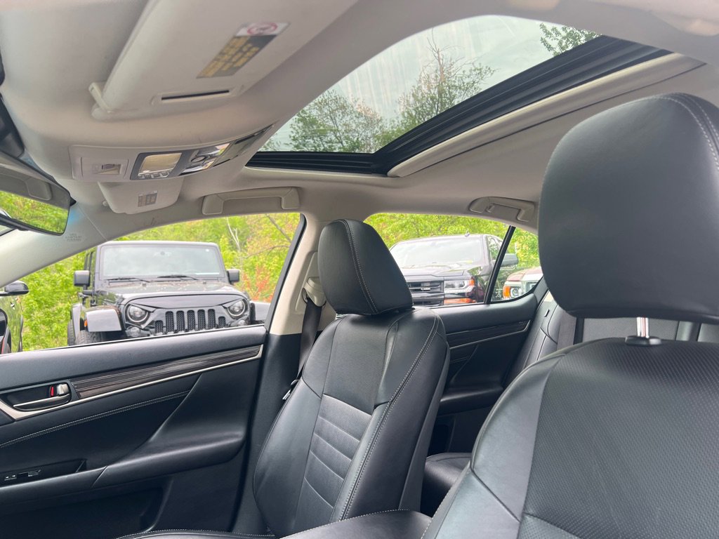 Used 2020 Lexus GS 350 AWD w/ Premium Package image 32