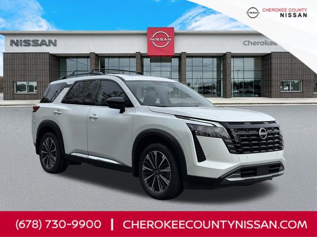 New 2026 Nissan Pathfinder Platinum w/ Cargo Package