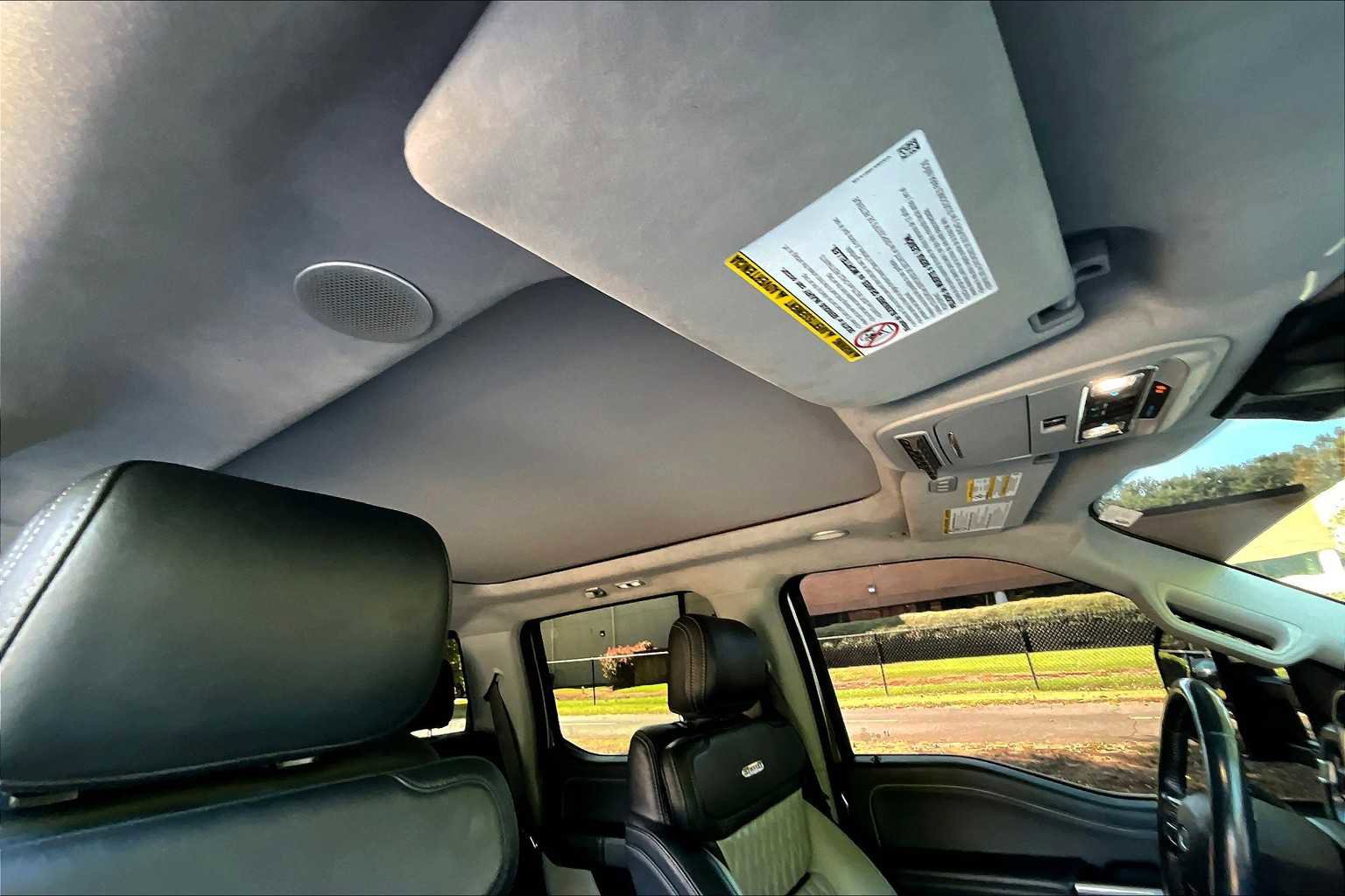 Used 2024 Ford F450 Limited image 13