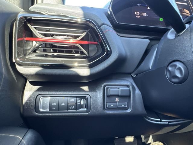 Certified 2024 Chevrolet Silverado EV RST AWD/4WD image 18