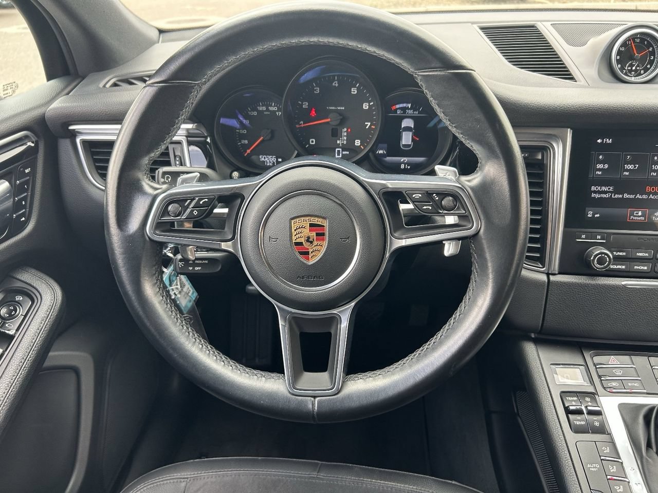 Used 2017 Porsche Macan AWD/4WD image 23