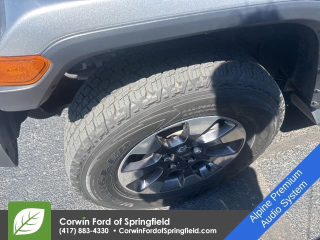 Used 2018 Jeep Wrangler Unlimited Sahara image 4
