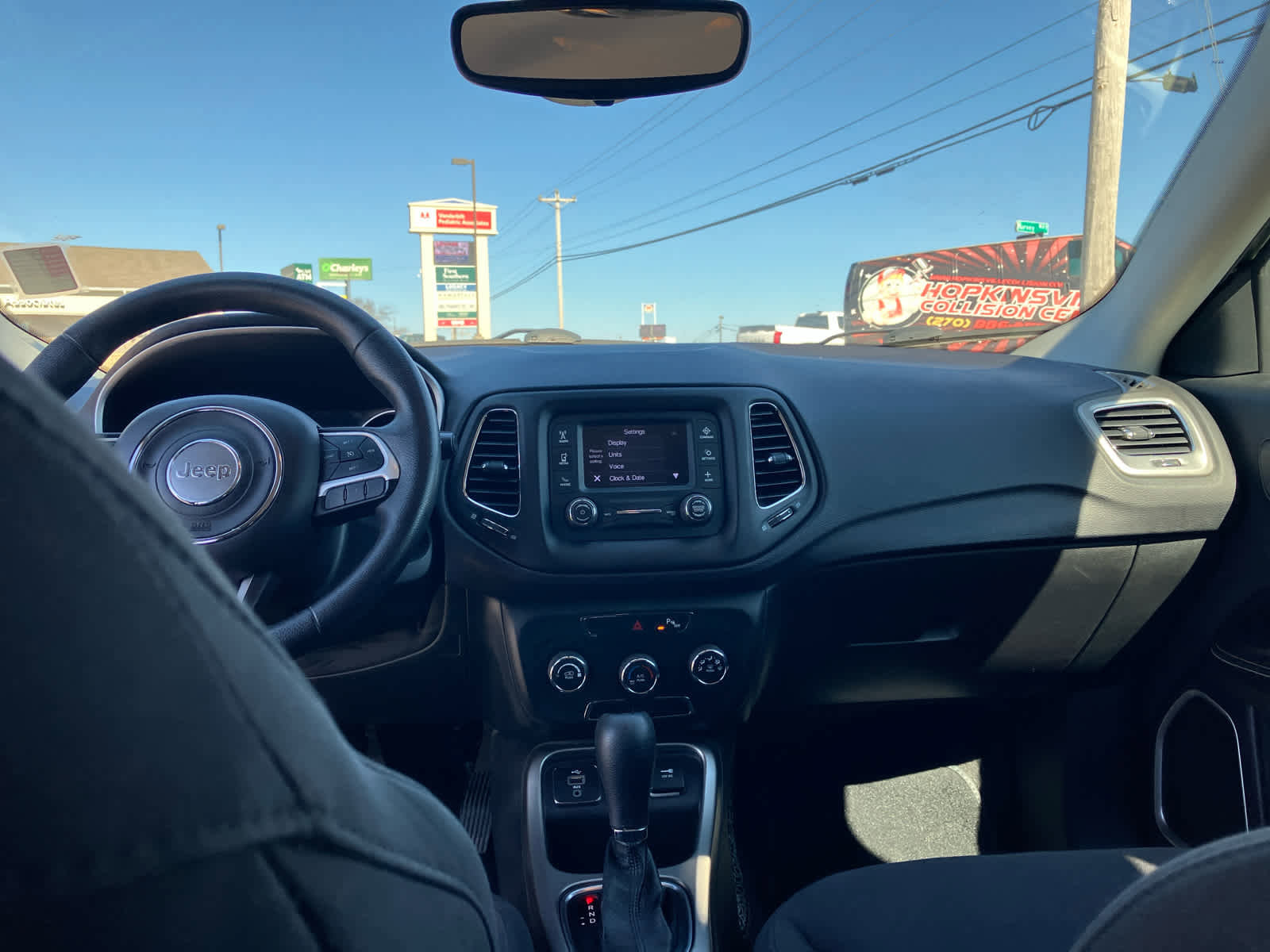 Used 2017 Jeep Compass Sport w/ Tech Group image 26