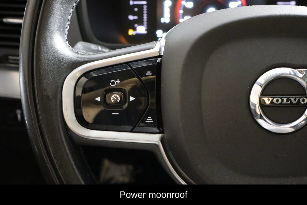 Used 2018 Volvo XC90 T5 Momentum w/ Convenience Package FWD image 8