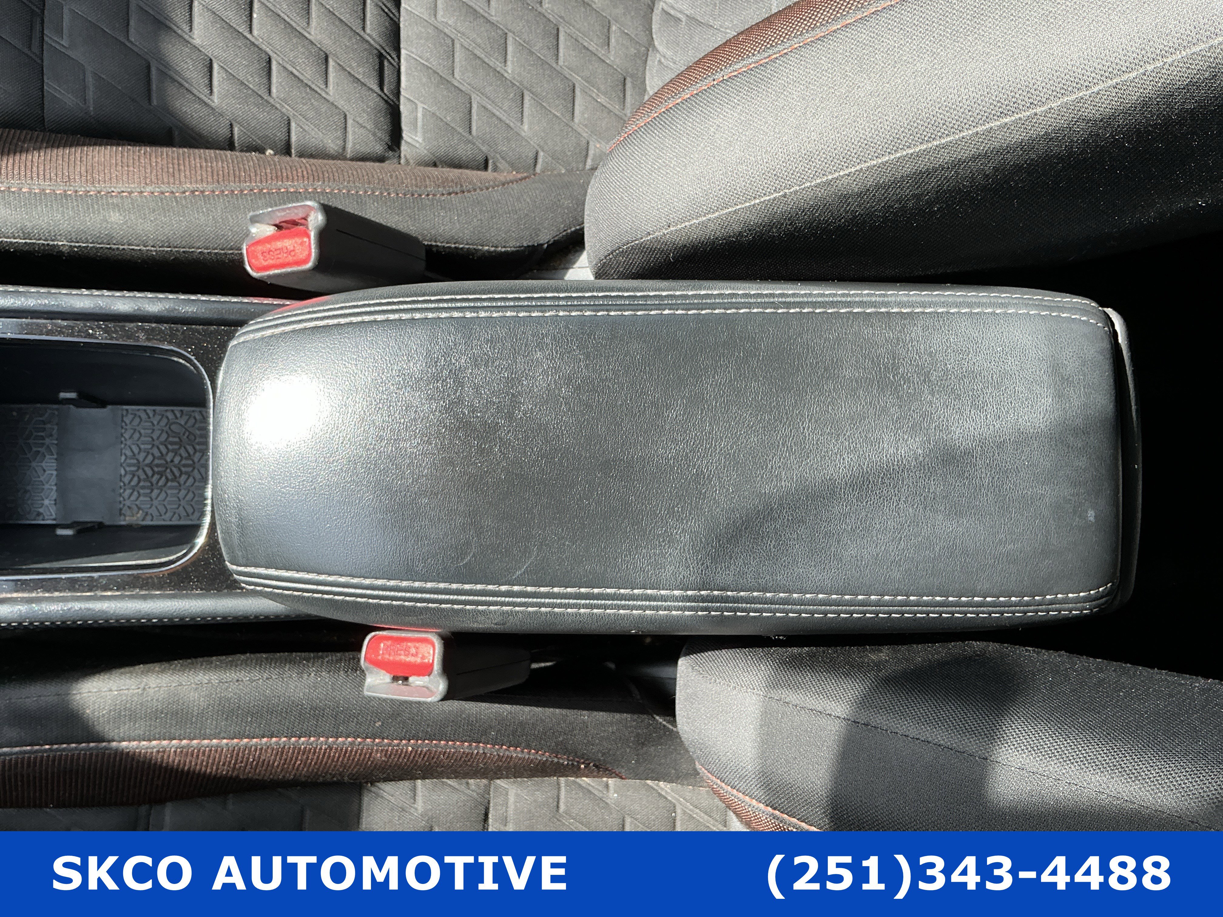 Used 2021 Nissan Kicks SR FWD image 25