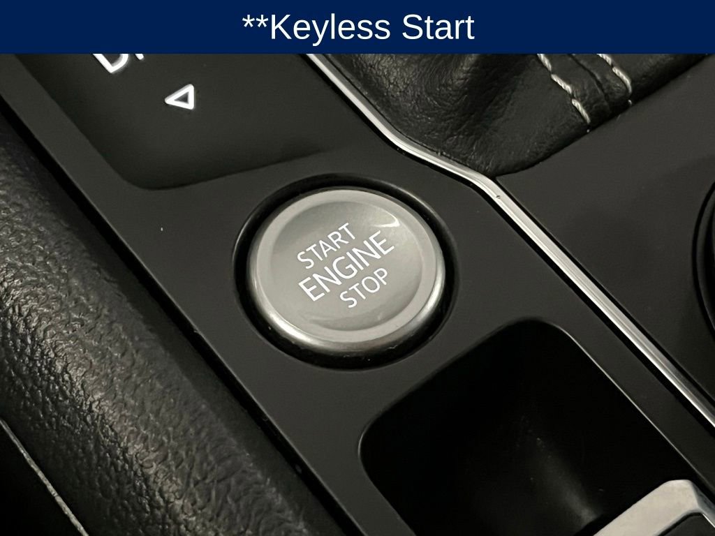 Used 2022 Volkswagen Atlas Cross Sport SE w/ Panoramic Sunroof Package image 16