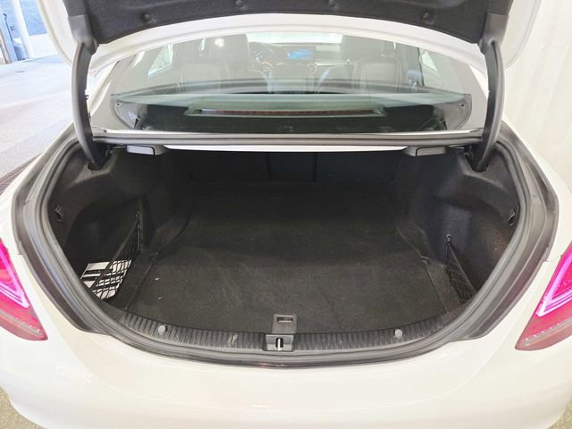 Used 2019 Mercedes-Benz C 300 4MATIC Sedan image 11