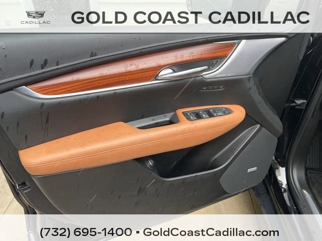 Certified 2022 Cadillac XT5 Premium Luxury image 16