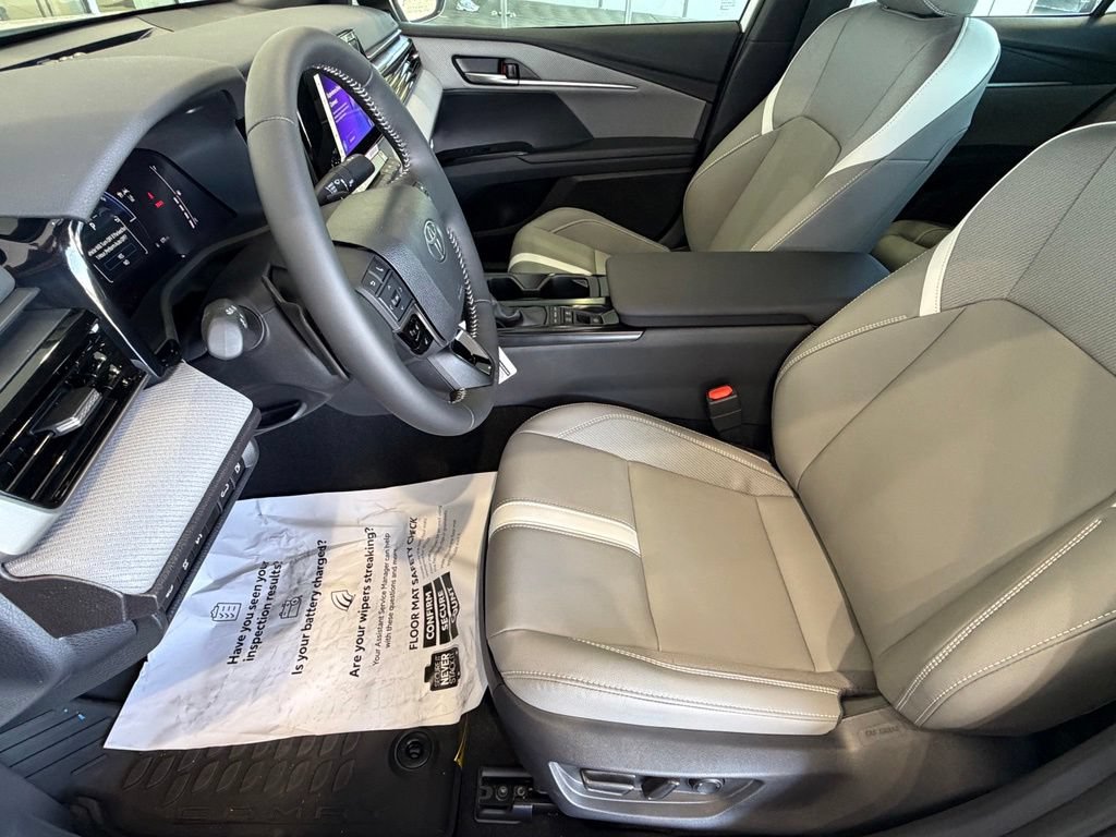 Certified 2026 Toyota Camry SE w/ Convenience Package FWD image 21