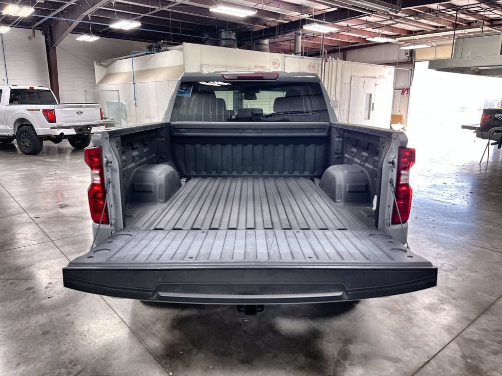 Used 2024 Chevrolet Silverado 1500 Custom w/ Turbomax Blackout Package AWD/4WD image 24