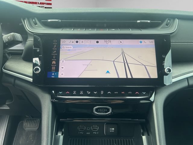 New 2026 Jeep Grand Cherokee L 4WD image 2