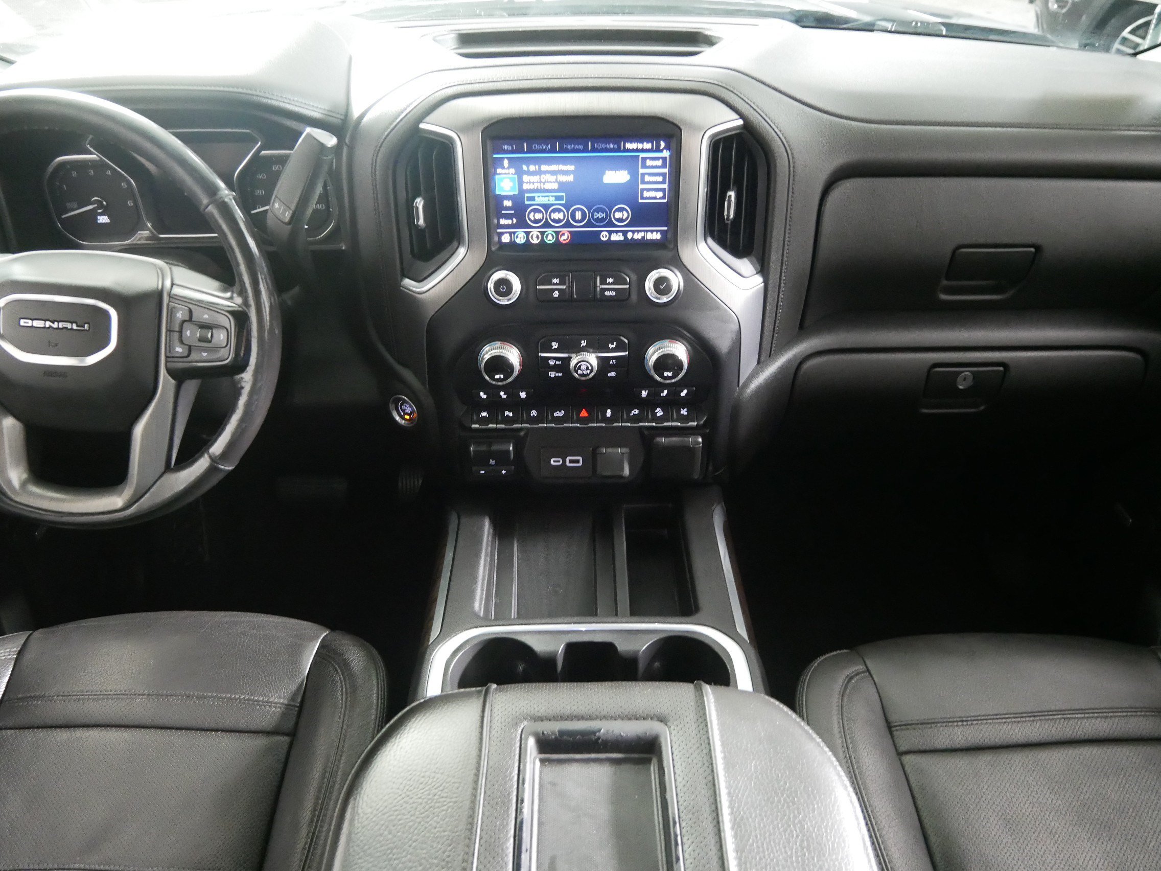 Used 2020 GMC Sierra 1500 Denali w/ Denali Ultimate Package AWD/4WD image 10