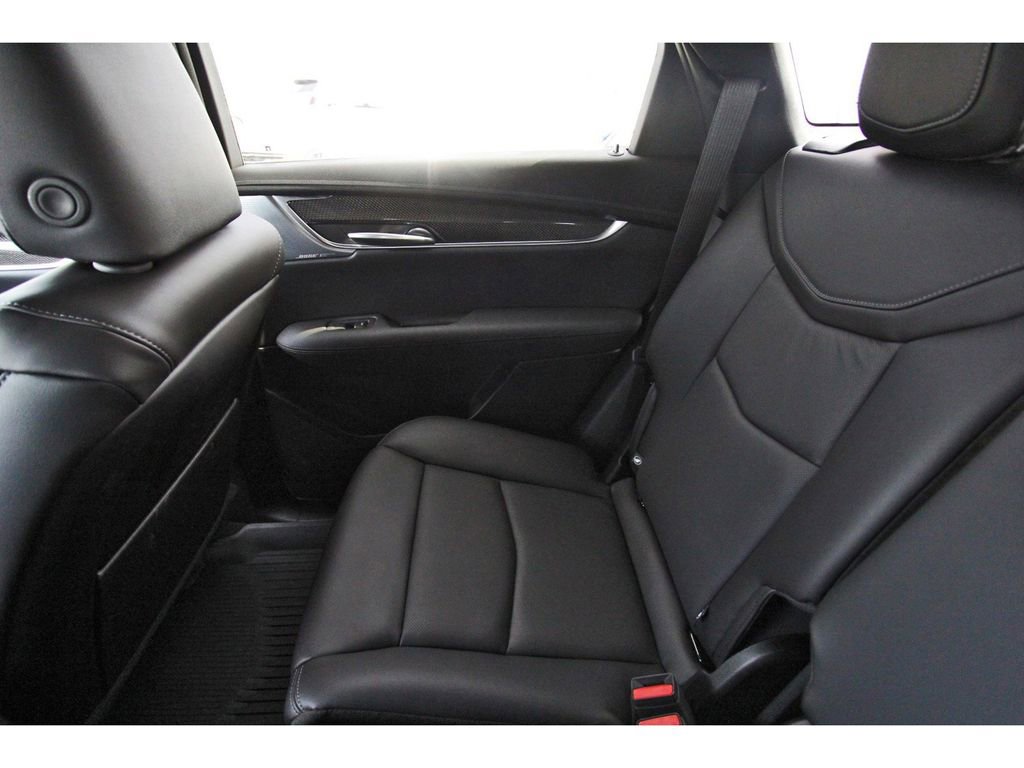 New 2024 Cadillac XT5 Sportv w/ Technology Package image 12