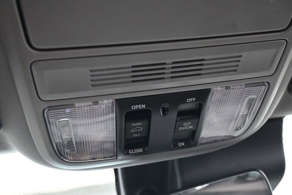Used 2022 Honda Pilot Special Edition image 33