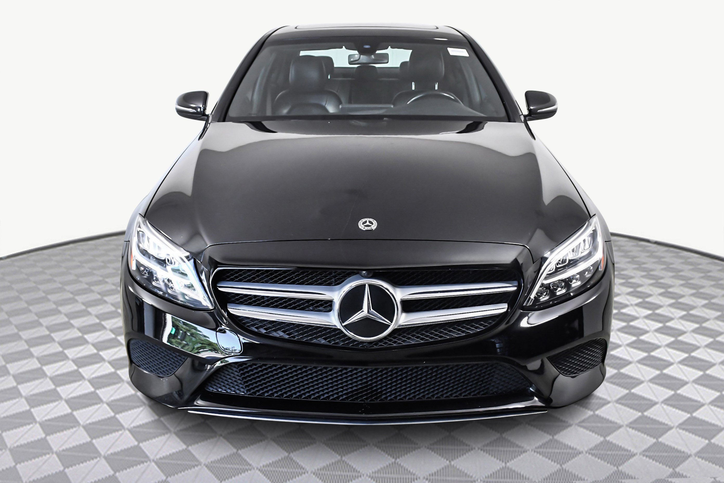 Used 2020 Mercedes-Benz C 300 Sedan image 2