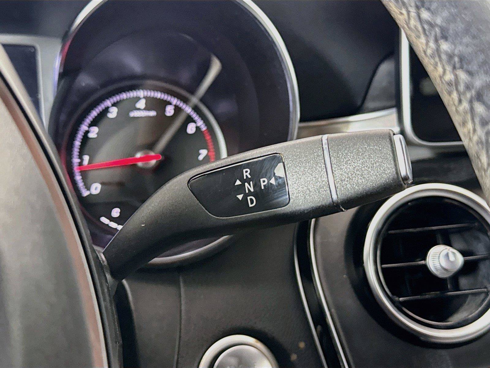 Used 2019 Mercedes-Benz GLC 300 image 24