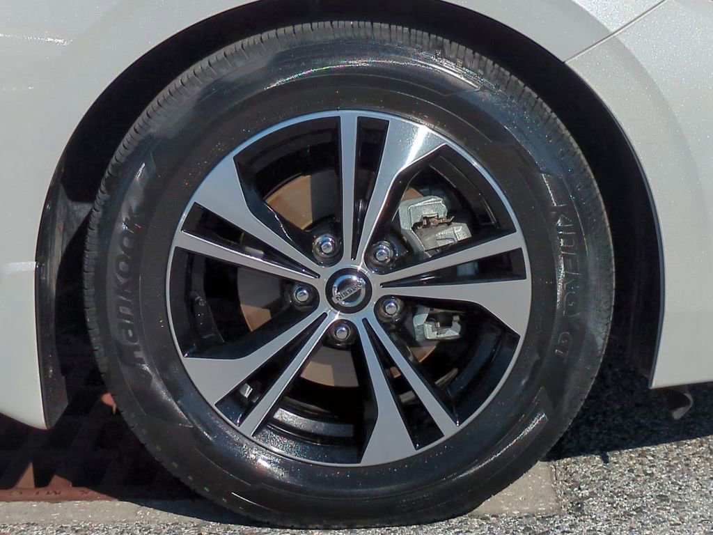 Certified 2022 Nissan Sentra SV image 11