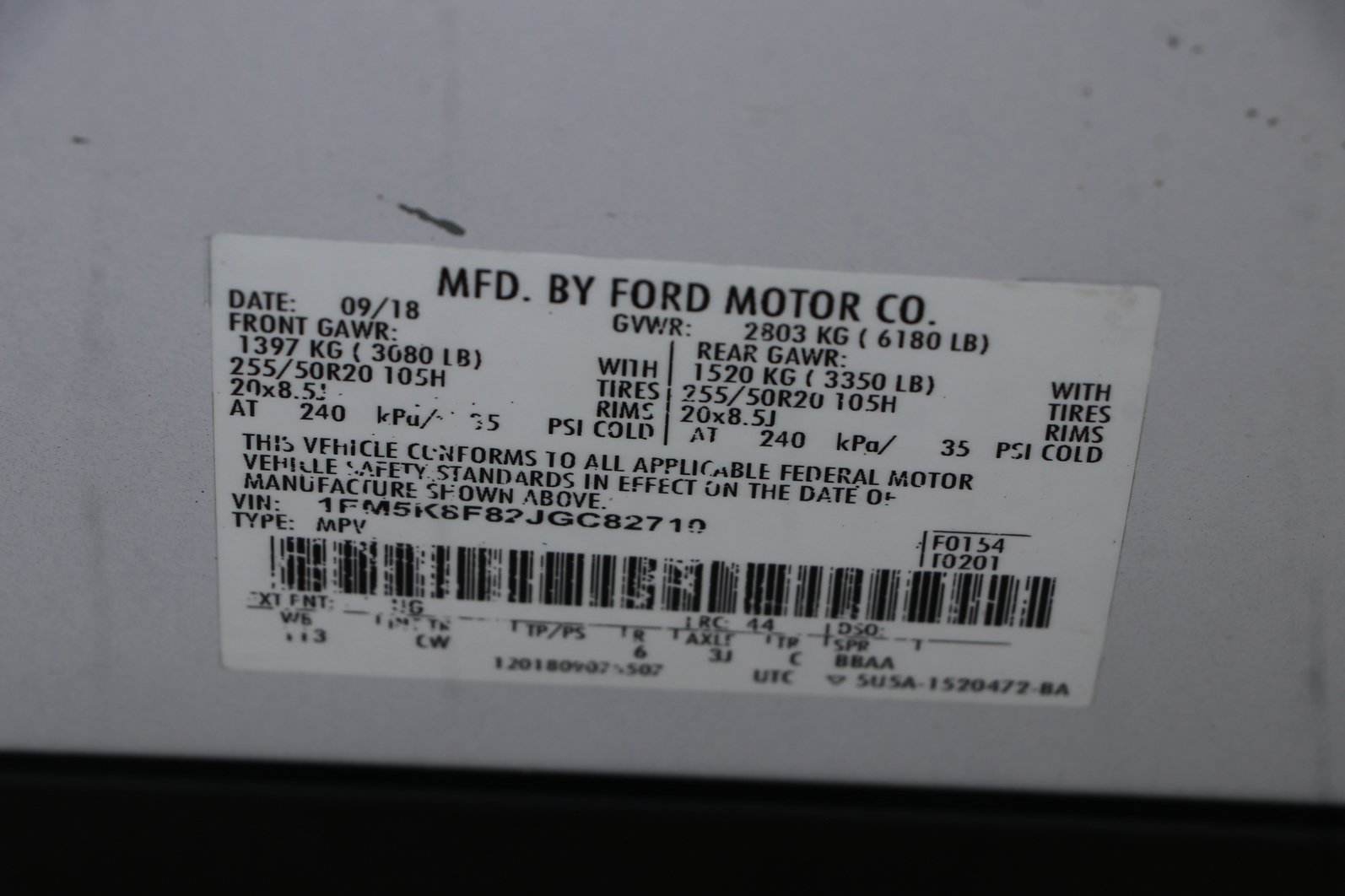 Used 2018 Ford Explorer Limited w/ Equipment Group 301A AWD/4WD image 39