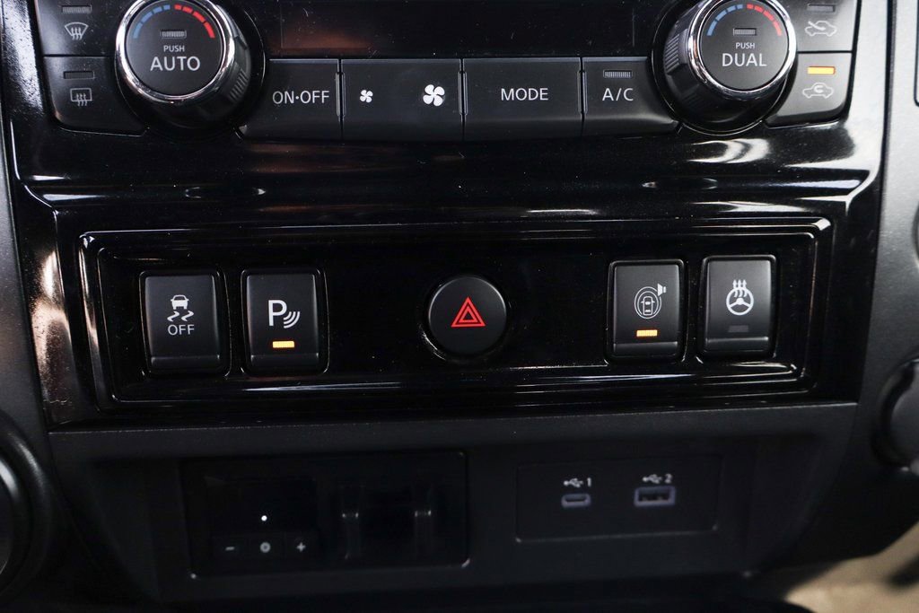 Used 2023 Nissan Titan PRO-4X w/ Pro-4x Convenience Package AWD/4WD image 38