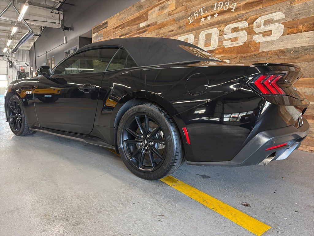Used 2024 Ford Mustang GT Premium image 20