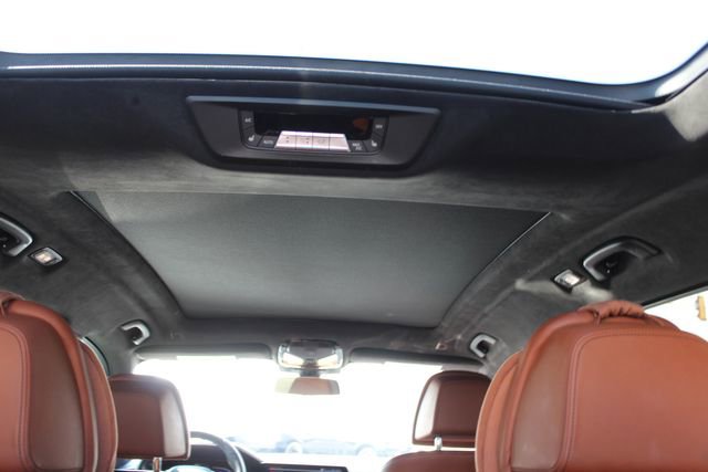 Used 2022 BMW ALPINA XB7 image 30