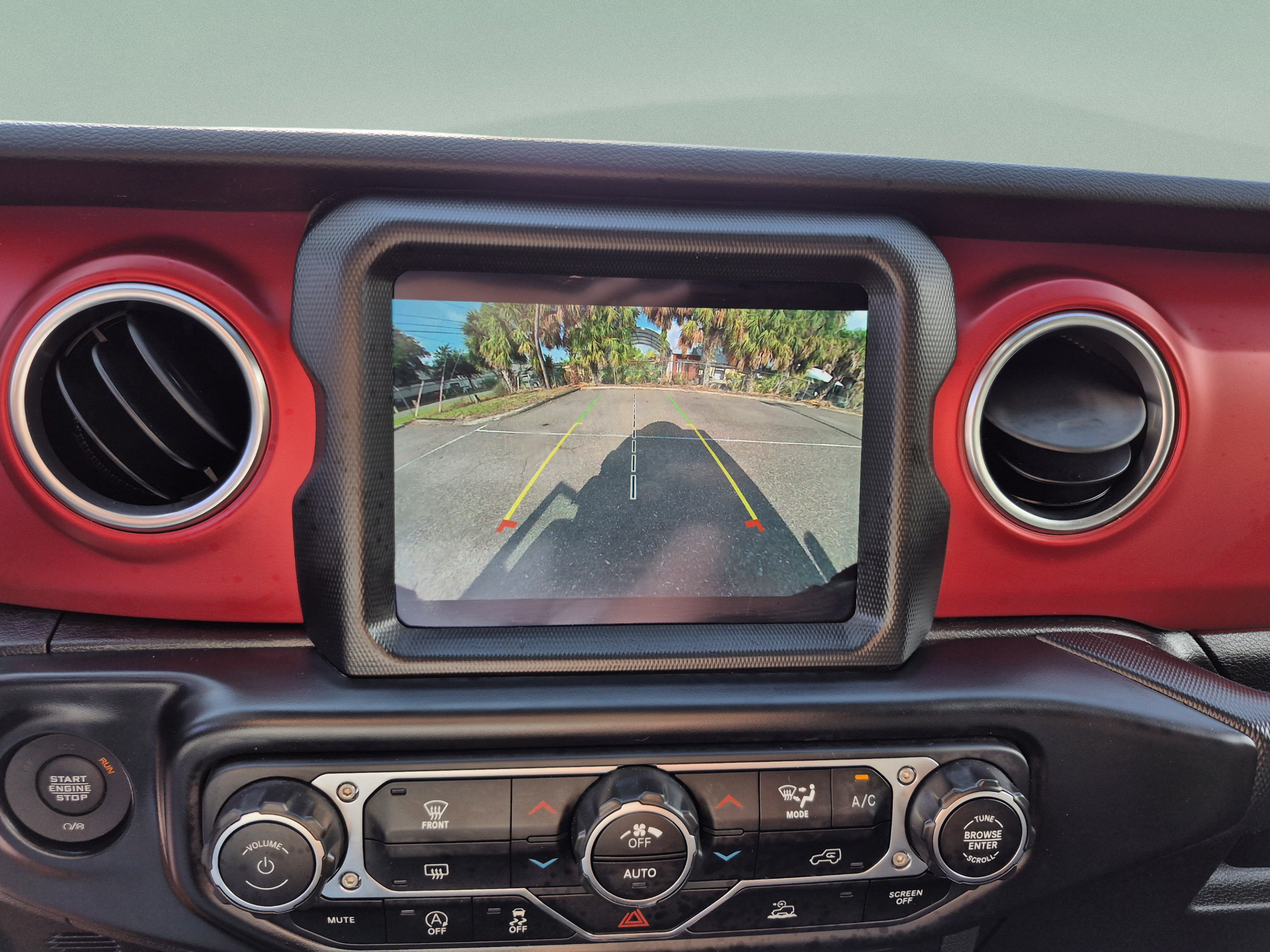 Used 2022 Jeep Wrangler Rubicon w/ LED Lighting Group AWD/4WD image 19