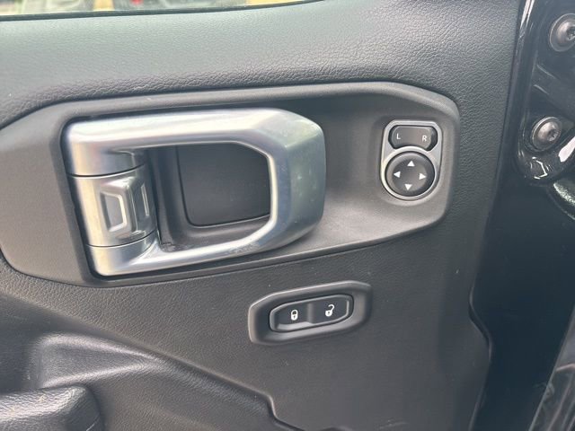 Used 2022 Jeep Wrangler Unlimited Sport image 17