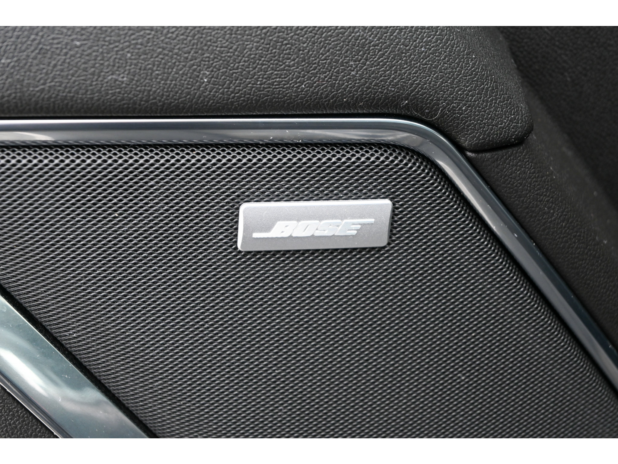 Used 2024 Chevrolet Silverado 1500 LTZ w/ LTZ Premium Package AWD/4WD image 34