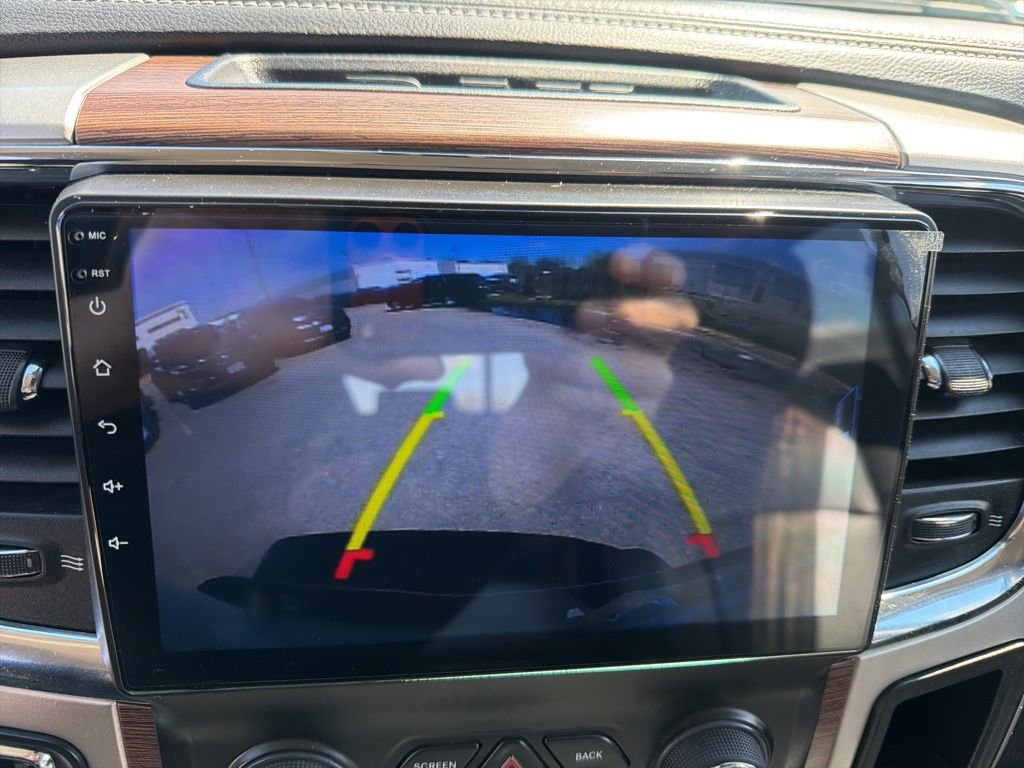 Used 2017 RAM 1500 Laramie image 19