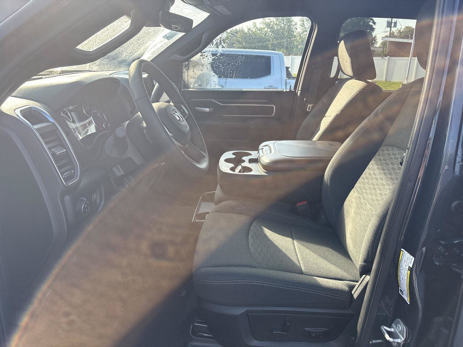 Used 2025 RAM 2500 Big Horn AWD/4WD image 9