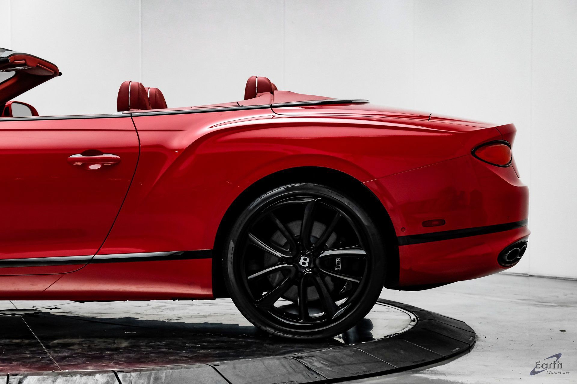 Used 2022 Bentley Continental GT image 12