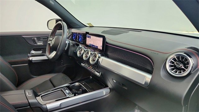 Used 2024 Mercedes-Benz EQB 250+ image 20