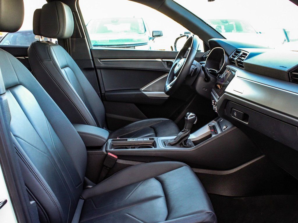 Used 2023 Audi Q3 2.0T Premium image 42