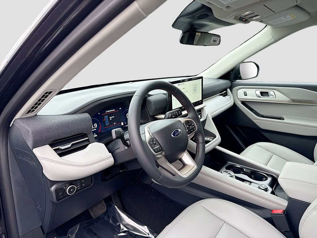 New 2026 Ford Explorer Active w/ Active Comfort Package image 18